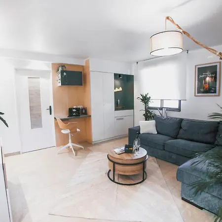 Apartment T3- Un Oasis Renove Et Climatise Au Centre De Lgm La Grande-Motte